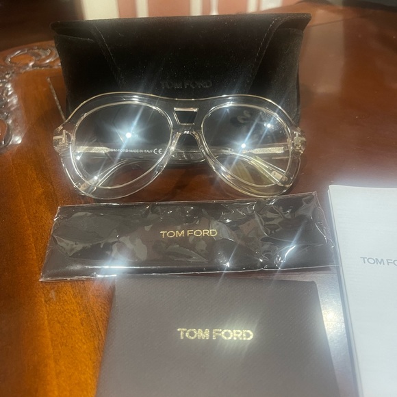 Tom Ford Sunglasses - Picture 3 of 9